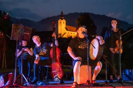 Vedno zanimiv Križnikov pravljični festival in odprtje Pravljične hiše (13)